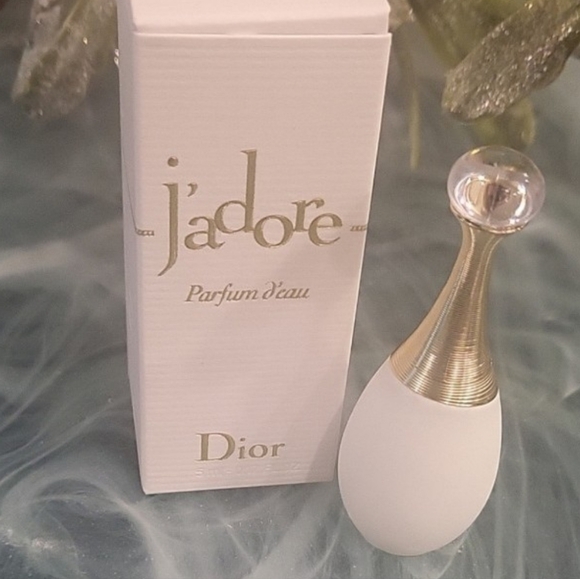 Jadore Mini Size - Picture 1 of 3